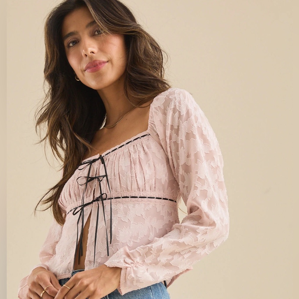 Layken lace bow top